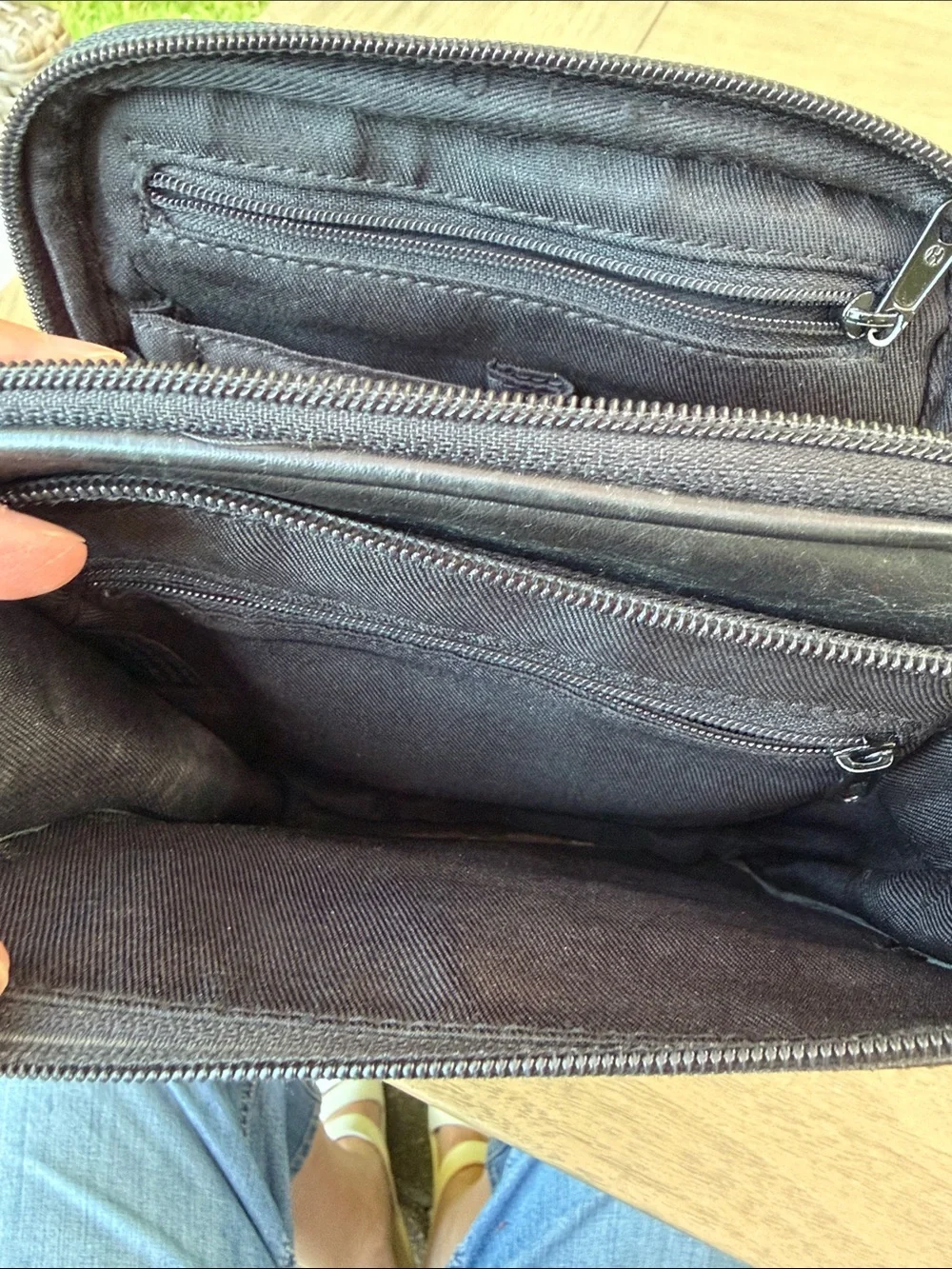 Fossil Black Leather Messenger Crossbody Bag